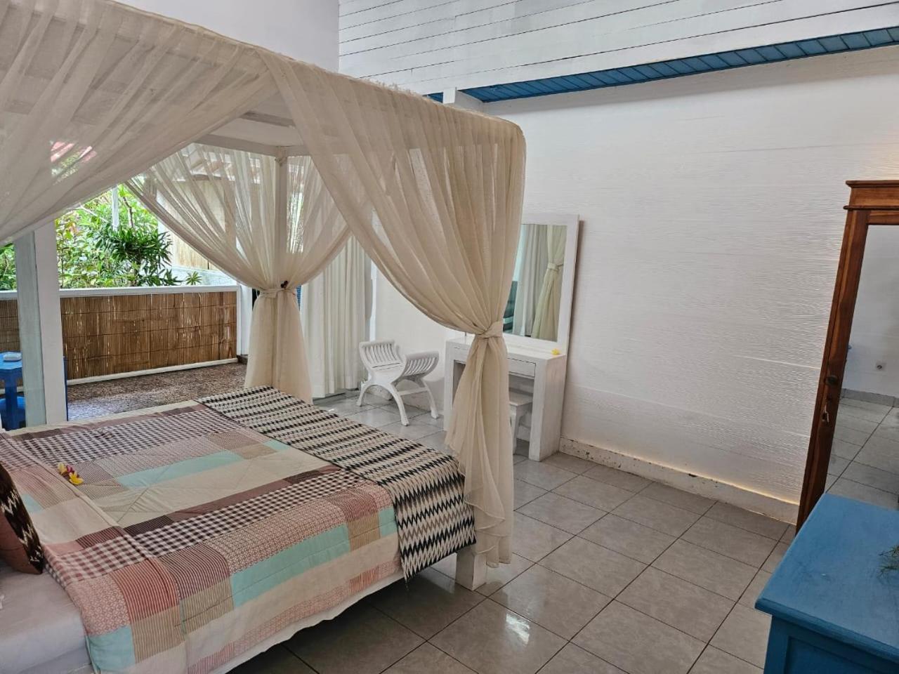 Villa Waru Lembongan Zewnętrze zdjęcie