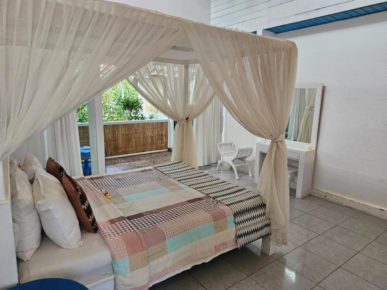 Villa Waru Lembongan Zewnętrze zdjęcie